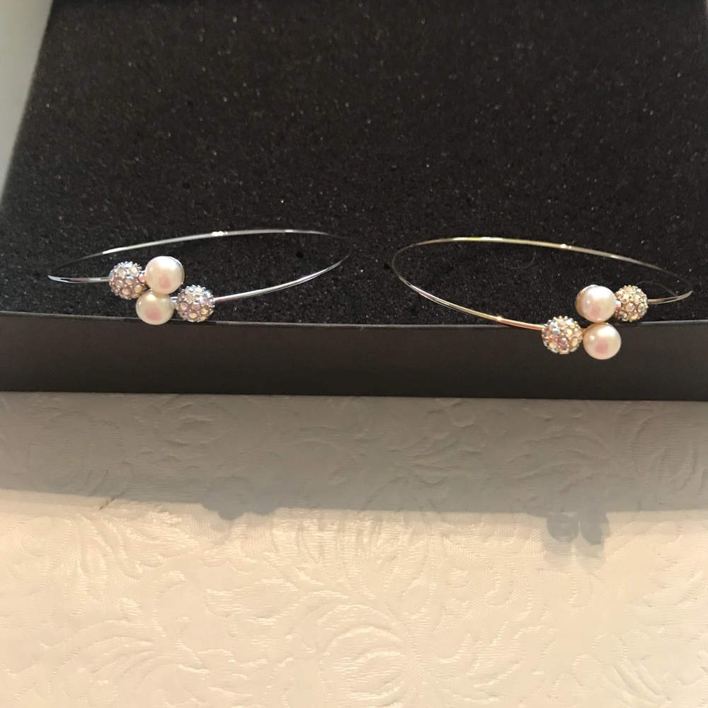 Bracelets. Adjustable